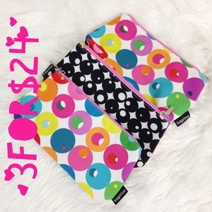 💕3 for $24💕 Clinique Kapitza Makeup Bag bundle